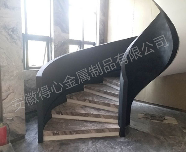旋轉(zhuǎn)樓梯